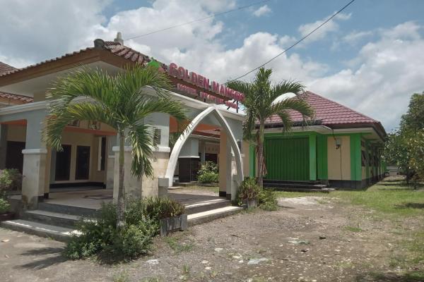 写真にはNarmada市にあるCapital O 93391 Golden Manggis Hotel Near SMKN 1 Lingsarが写っています。