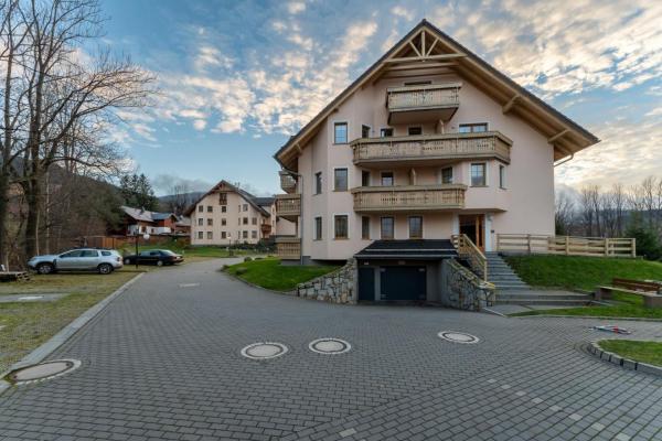 A la foto es mostra l'objecte Apartament Lazurowy widok Centrum Karpacz - z prywatnym parkingiem - SpaceApart situat a la ciutat de Karpacz.