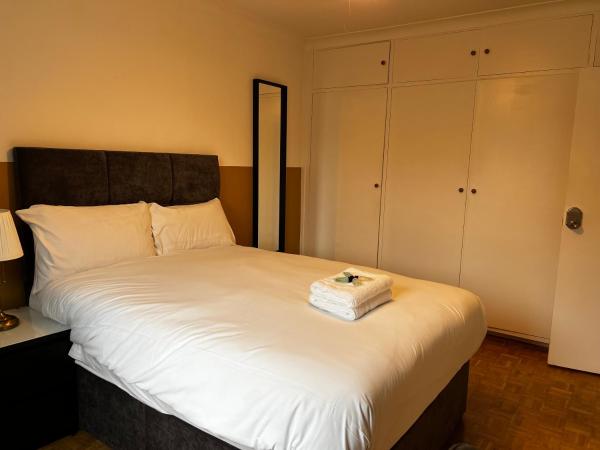 A la foto es mostra l'objecte Dartford Stay situat a la ciutat de Crayford.