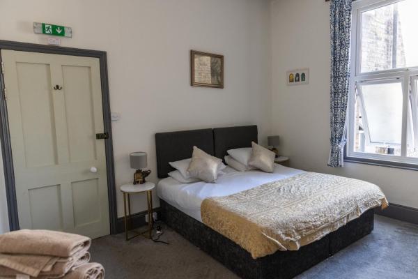 Habitación Deluxe con cama extragrande — 15 m², Variant 2 - CloudZen