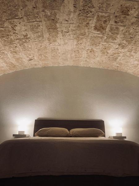 A la foto es mostra l'objecte Dimora Castello situat a la ciutat de Bari.