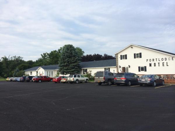 A la foto es mostra l'objecte Port Lodge Motel situat a la ciutat de Pulaski.