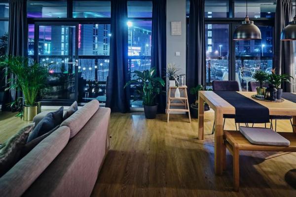 A la foto es mostra l'objecte Glasgow, Finnieston Luxury 2 Bed with parking, e-check in, hi-fi situat a la ciutat de Glasgow.