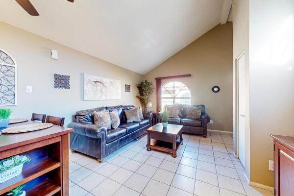 A la foto es mostra l'objecte Village at West Meadow 2441 situat a la ciutat de Phoenix.