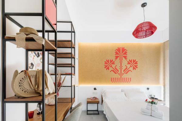 A la foto es mostra l'objecte tèmporas Design Rooms situat a la ciutat de Cagliari.