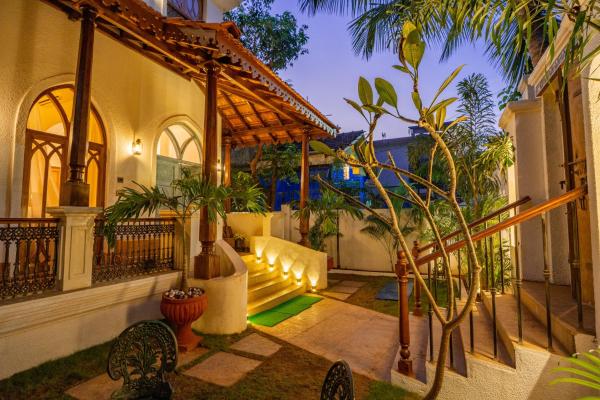 Elivaas 4 Bhk With Pvt Pool & Media Room - Samukha By Aranayam - Goa