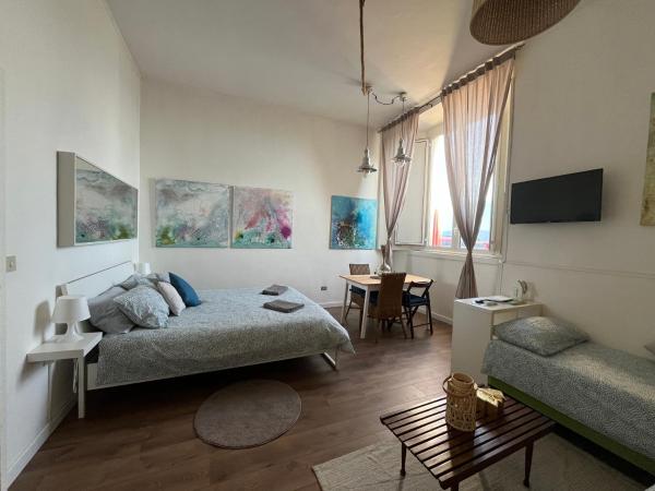 3B Studio Vesuvio, Neapel