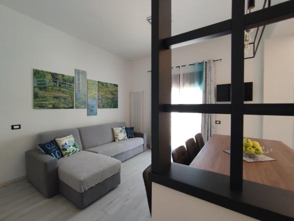 Na zdjęciu widoczny jest obiekt Vista lago Lecco - Neiade Guest house położony w mieście Pescate.