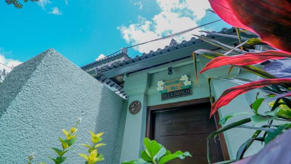 På billedet ses objektet Villa Indalia beliggende i byen Seminyak.