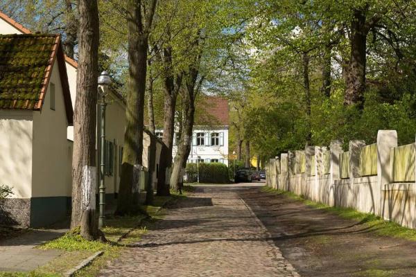 På billedet ses objektet Ferienhaus am Wasser - citynah beliggende i byen Seeburg.