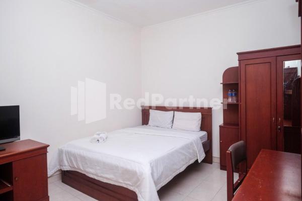 A la foto es mostra l'objecte Griya Fatima Mitra RedDoorz near UGM situat a la ciutat de Kejayan.