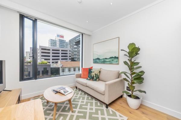 Φωτογραφία 3: Studio with city views