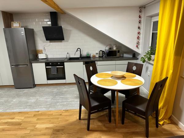På bildet vises objektet Apartament z Widokiem 4 som ligger i byen Chełm.