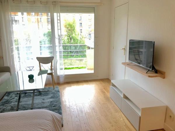 A la foto es mostra l'objecte Le Gentil Paris situat a la ciutat de Gentilly.