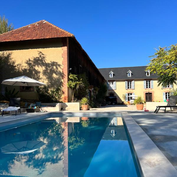 A la foto es mostra l'objecte Maison de Haouret situat a la ciutat de Libaros.