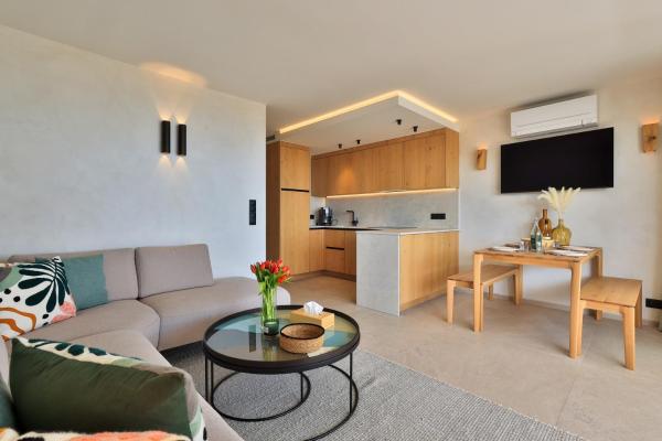 A la foto es mostra l'objecte Luxuriöses Apartment Julie, familienfreundlich, Pools, Sportaktivitäten, Meerblick situat a la ciutat de Drammont.