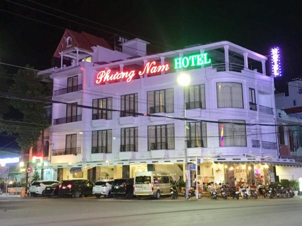 På bildet vises objektet Phuong Nam Sa Đec Hotel som ligger i byen Ấp Ðông Qứi.