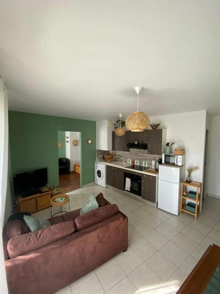 A la foto es mostra l'objecte Appartement centre-ville proche de Paris. situat a la ciutat de Limay.