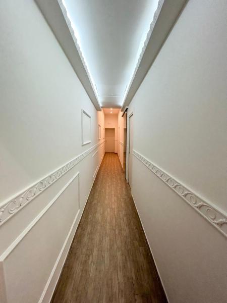 Na fotografii je vidět objekt Savastano house duomo nacházející se ve městě Neapol.