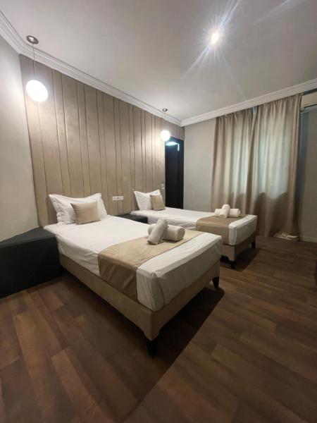 Cadé Hotel, Casablanca