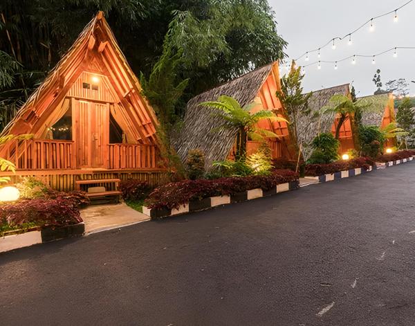 写真にはシアター市にあるNimo Resort Ciaterが写っています。