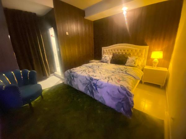 One Bed Executive Apartment, Islamabad