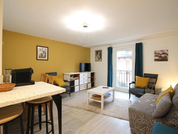 A la foto es mostra l'objecte Bel Appartement T3 Rénové avec Wi-Fi à 400m des Thermes de La Bourboule, Capacité 4 Personnes - FR-1-608-261 situat a la ciutat de La Bourboule.