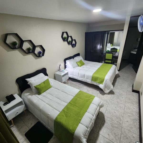 Στη φωτογραφία φαίνεται το αντικείμενο Hotel América Heredia που βρίσκεται στην πόλη La Puebla.