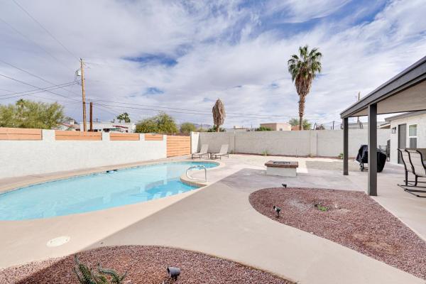 Foto 2: Pool, Grill and Fire Pit Pet-Friendly Arizona Home