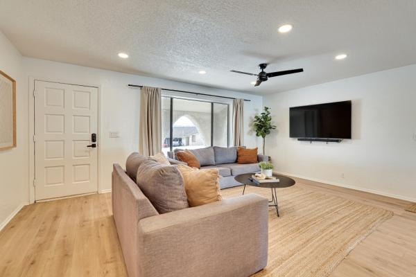 Foto 3: Pool, Grill and Fire Pit Pet-Friendly Arizona Home