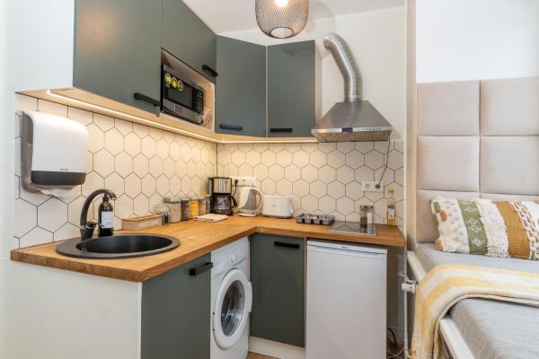 Kuva 4: Studio in the heart of Pärnu, free parking!