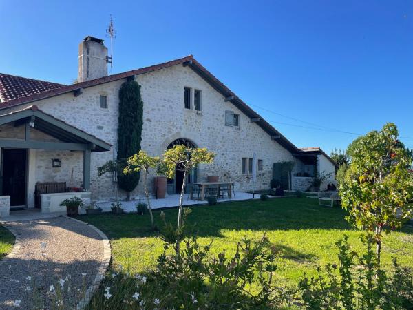 A la foto es mostra l'objecte La Bastide de Guiche Entre Océan et montagnes situat a la ciutat de Guiche.