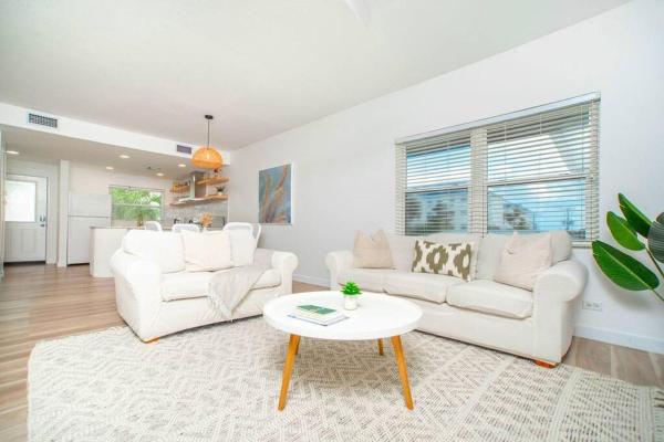 Tamarind Bay Unit # 22, Seven Mile Beach