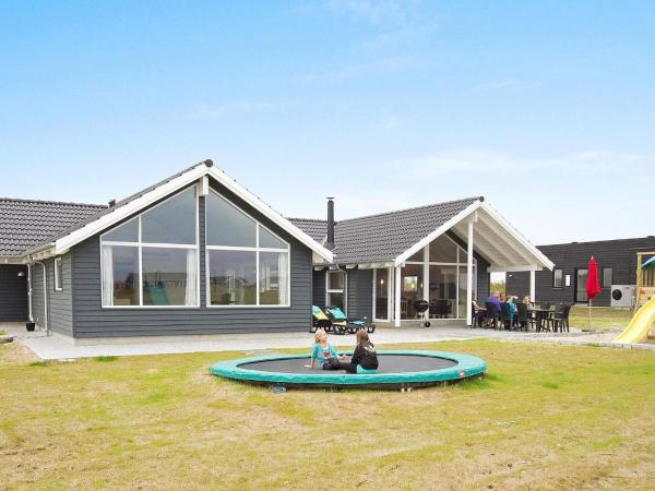 A la foto es mostra l'objecte Luxury Beach House for 14 - By Traum Ferienwohnungen situat a la ciutat de Løkken.