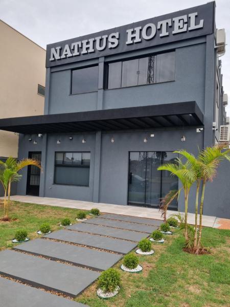 A la foto es mostra l'objecte Nathus Hotel situat a la ciutat de Chapadão do Sul.