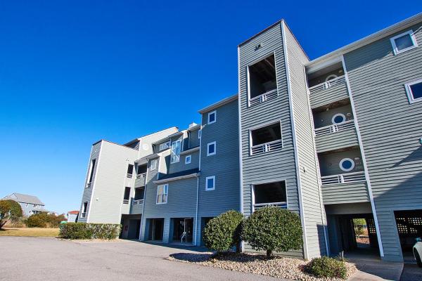 Φωτογραφία 3: Canalfront, Community Pool, Tennis courts and MORE! PC431, Above the Wake