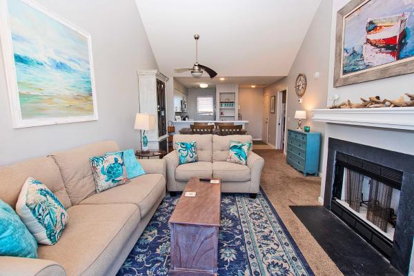 Φωτογραφία 6: Canalfront, Community Pool, Tennis courts and MORE! PC431, Above the Wake
