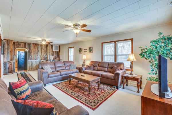 A la foto es mostra l'objecte Comanche County Home Near Hunting and Fishing! situat a la ciutat de Protection.