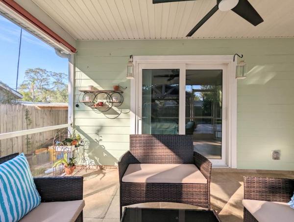 Fotografie 7: Spacious 3BR Sarasota Family Home 12 Min to Siesta Key Beach
