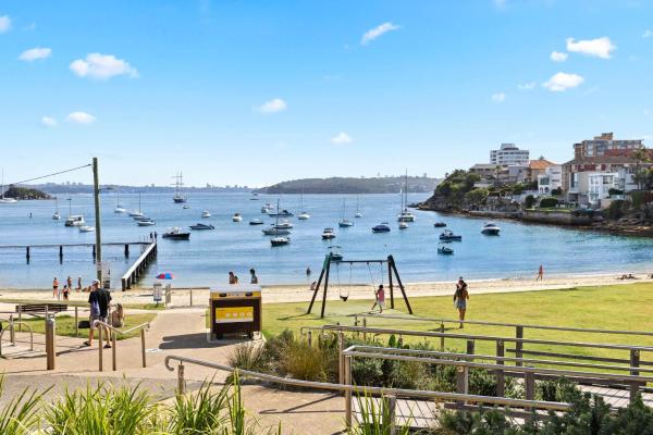 På billedet ses objektet Little Manly 3 Bedroom Sanctuary beliggende i byen Manly .