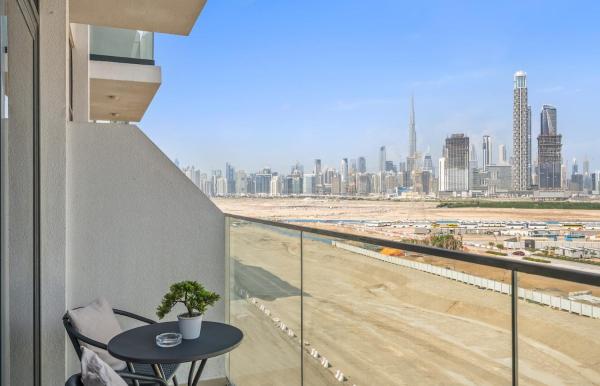 Фотография 1: Studio w/ BurjKhalifaView in Riviera near Downtown
