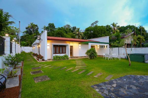 Thisath Villa, Hikkaduwa - Hikkaduwa