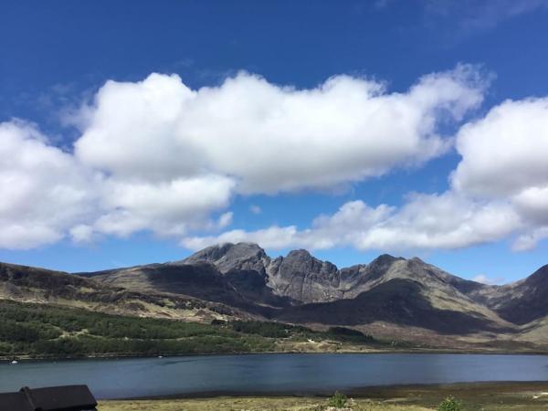 Na fotografii je vidět objekt Skye Mountain Cottage- Spectacular views nacházející se ve městě Torrin.