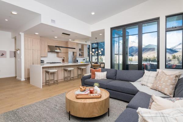 A la foto es mostra l'objecte 8th Street Luxury Townhome Unit 301 situat a la ciutat de Ketchum.