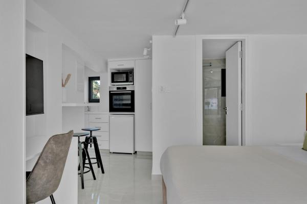 Phaedrus Living Alkminis Seaview Suites Litore, Пафос