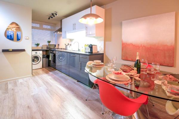 Fotografia 5: 2 bed flat, City views, suitable for Long stays
