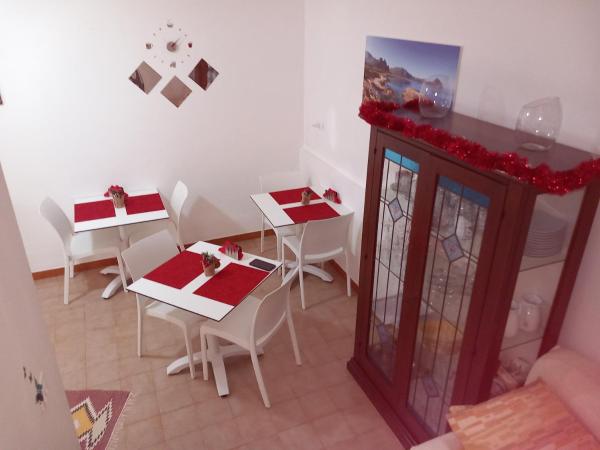 Bild 6: BED & BREAKFAST VAL di ERICE