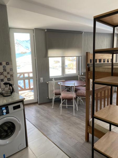 På billedet ses objektet Apartment Penta Invest Gudauri beliggende i byen Gudauri.