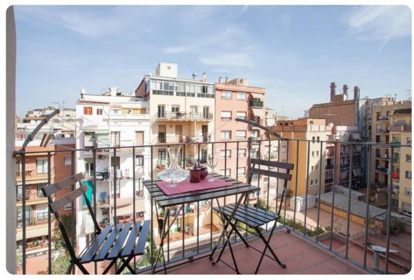 Piquer con Terraza, Barcelona