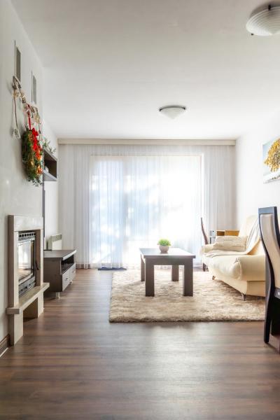 A la foto es mostra l'objecte Large One Bedroom with Terrace next to the Ski Lift situat a la ciutat de Bansko.